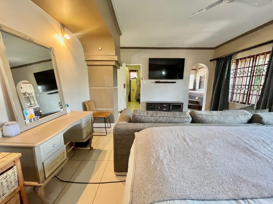 3 Bedroom Property for Sale in Safari Gardens North West